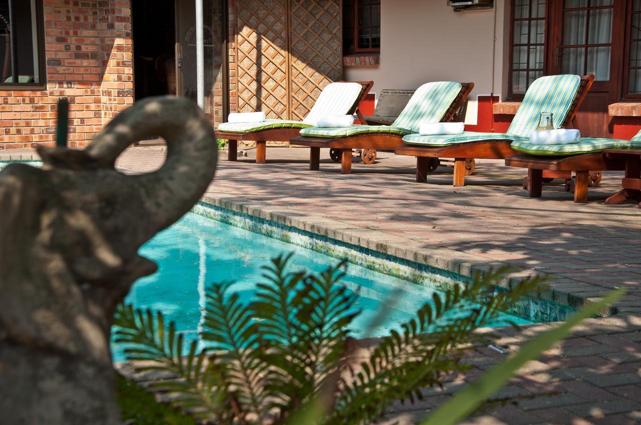 Woodpecker Inn Richards Bay Exterior foto